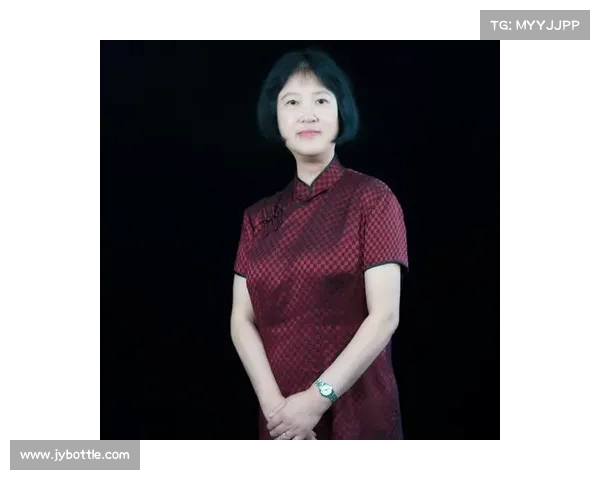 梁文豪在现代文化中的独特地位与贡献探析及其对当代文学的深远影响 梁文豪在现代文化中的独特地位与贡献探析及其对当代文学的深远影响